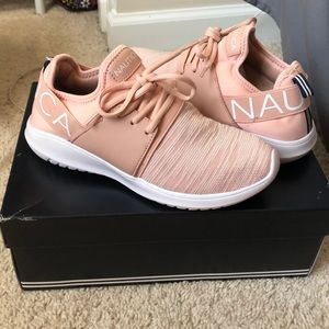 • Nautica Sneakers •